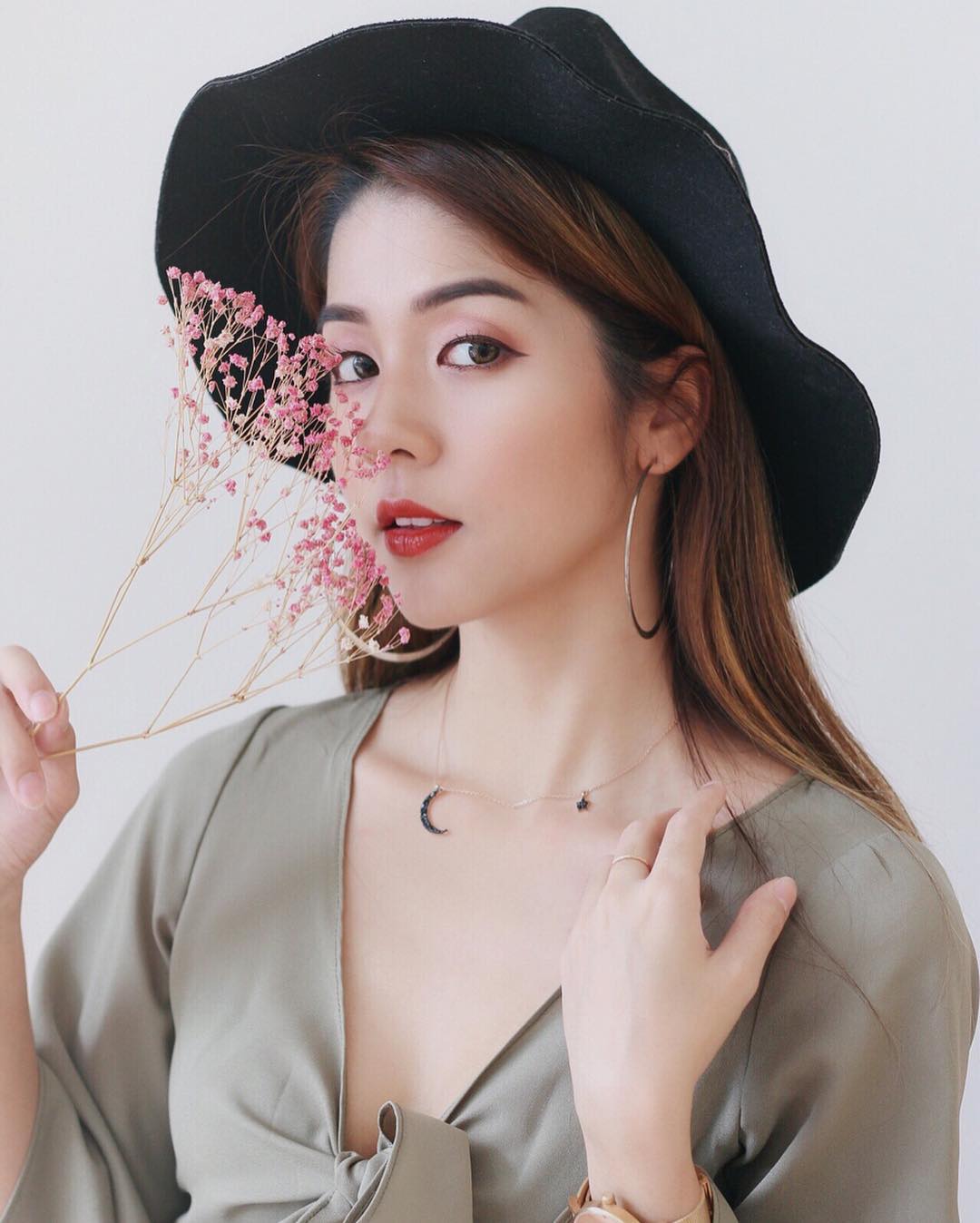 56887228_715466972182237_6667006760475698570_n